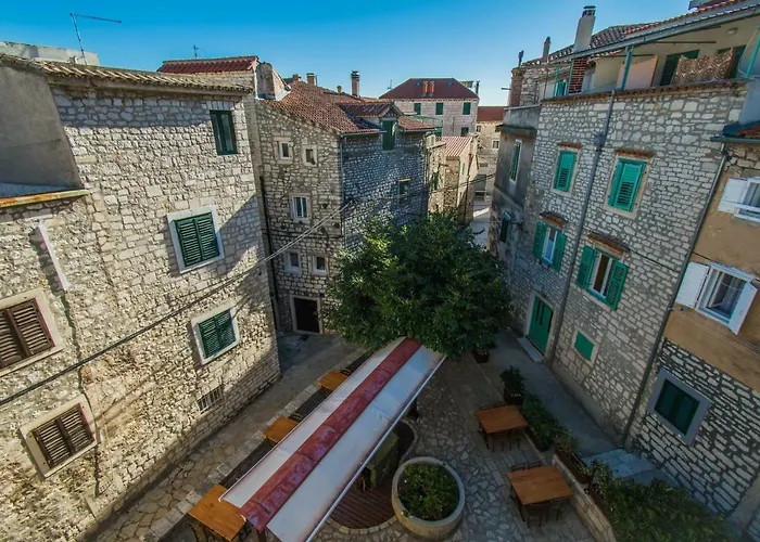 Dom wakacyjny Neda Szybenik